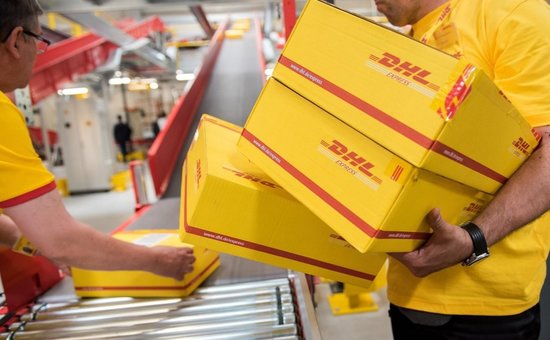 Оператор складу DHL, Прага